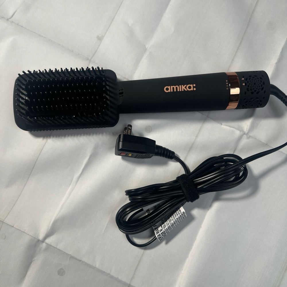 Amika Double Agent 2-in-1 Blow Dryer + Straightening Brush Works Great